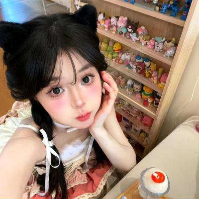 我的师兄太强了海报